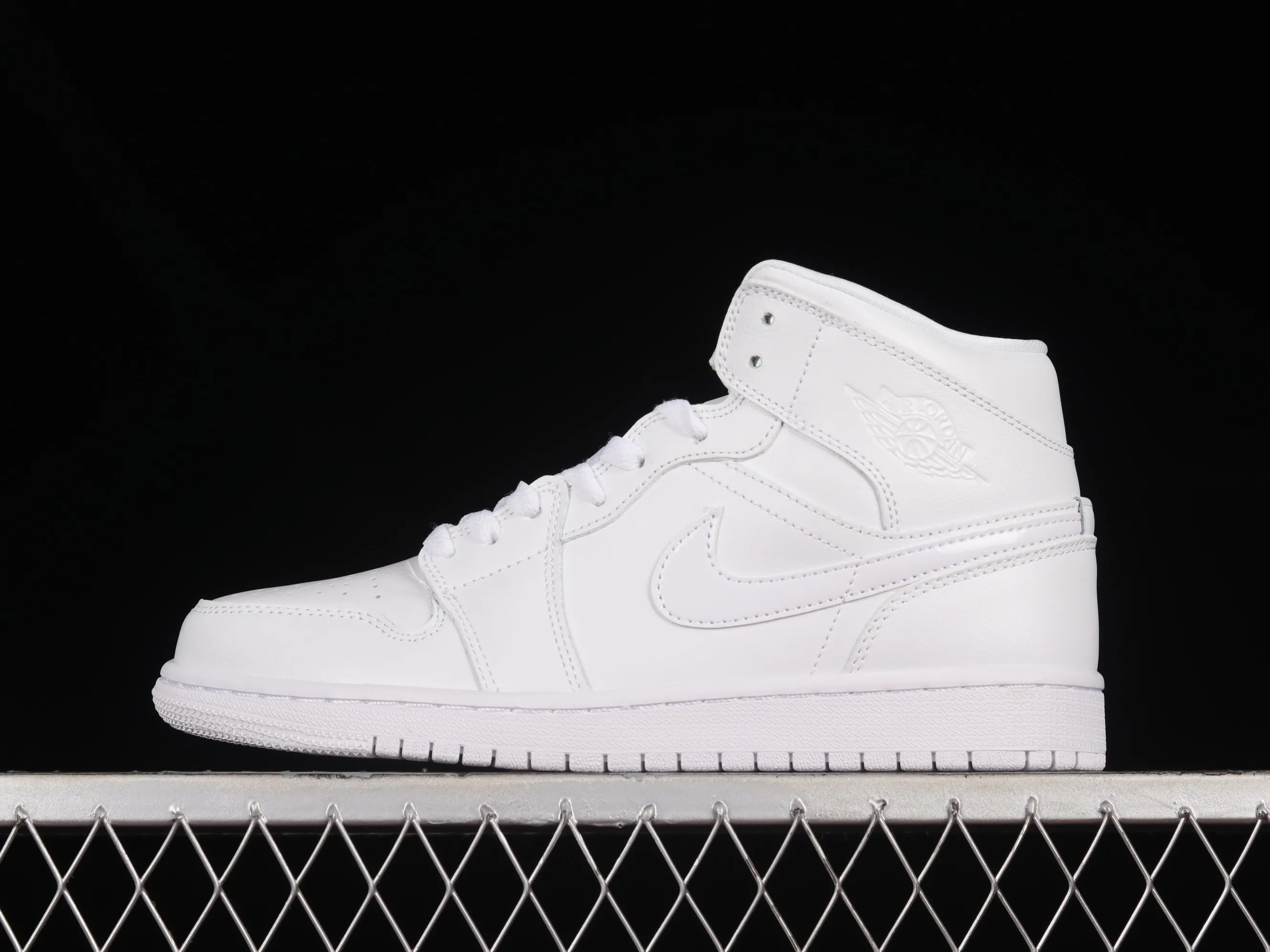 All categories Air Jordan Jordan series basketball shoes Air Jordan 1 Mid Air Jordan 1 Mid AJ1 Joe 1 pure white mid-top basketball shoes DV0991-111